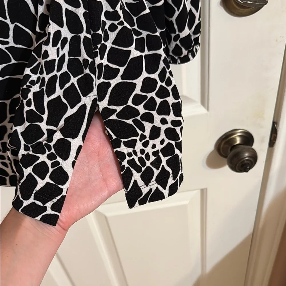 Chico's Giraffe Print Belted Off the Shoulder Tunic - Picture 10 of 11